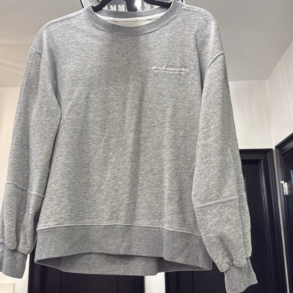 Abercrombie & Fitch Gray Crewneck Sweater - Picture 4 of 4